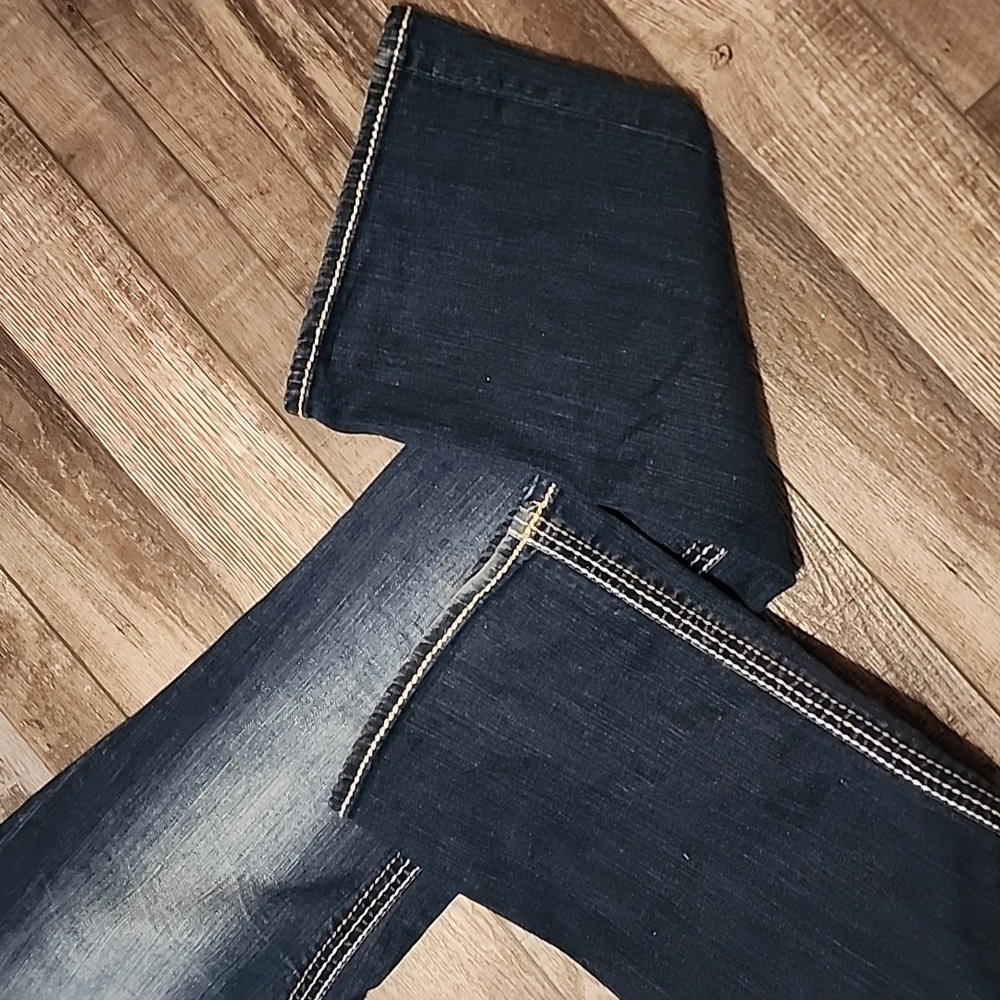 Wm Trademark H jeans​​ size 11/12 W x 33" L - Picture 3 of 8